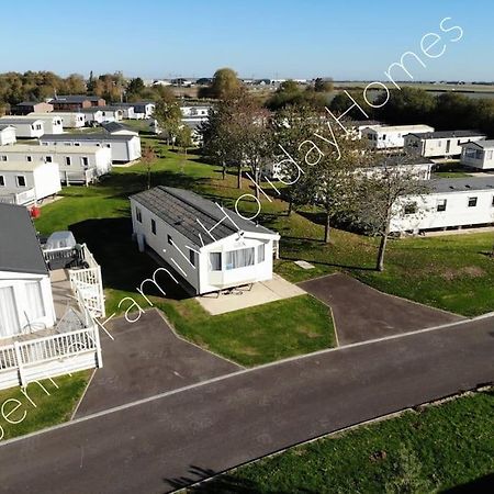 Jenner Family Holiday Homes At Tattershall Lakes Dogdyke ภายนอก รูปภาพ