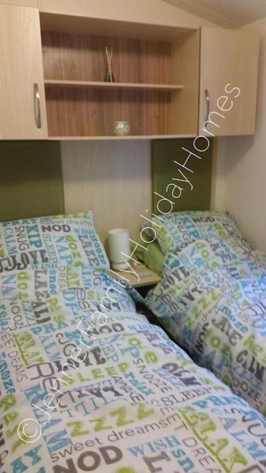 Jenner Family Holiday Homes At Tattershall Lakes Dogdyke ภายนอก รูปภาพ
