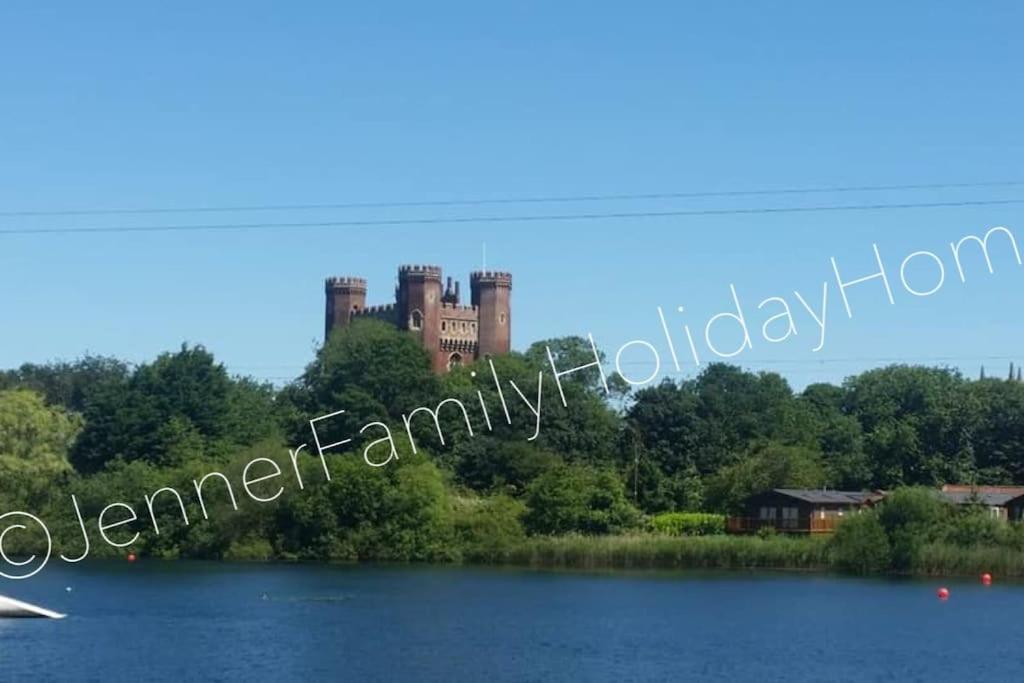 Jenner Family Holiday Homes At Tattershall Lakes Dogdyke ภายนอก รูปภาพ