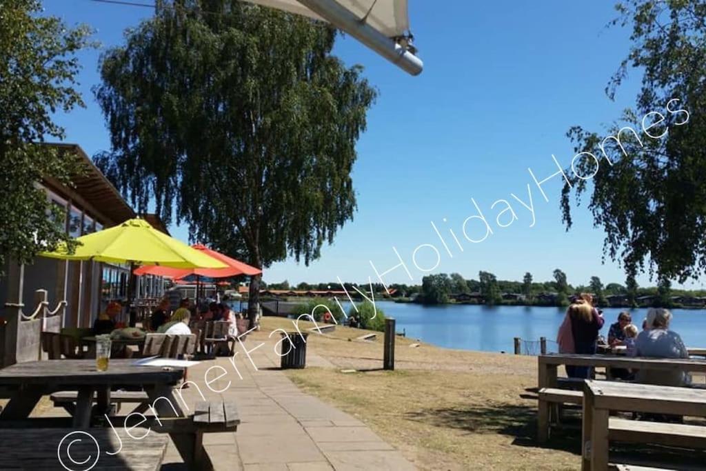 Jenner Family Holiday Homes At Tattershall Lakes Dogdyke ภายนอก รูปภาพ