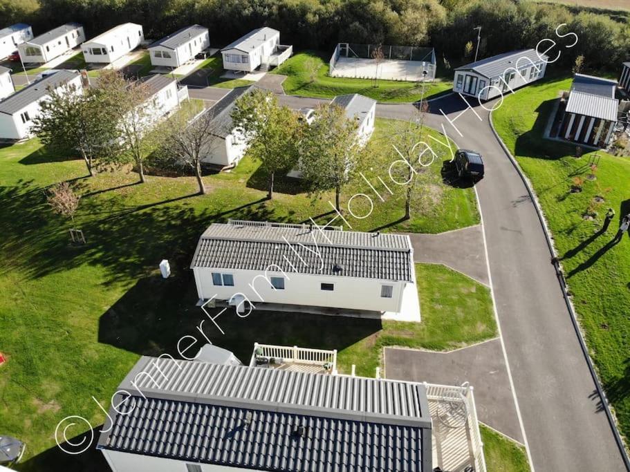 Jenner Family Holiday Homes At Tattershall Lakes Dogdyke ภายนอก รูปภาพ