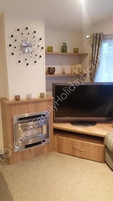 Jenner Family Holiday Homes At Tattershall Lakes Dogdyke ภายนอก รูปภาพ
